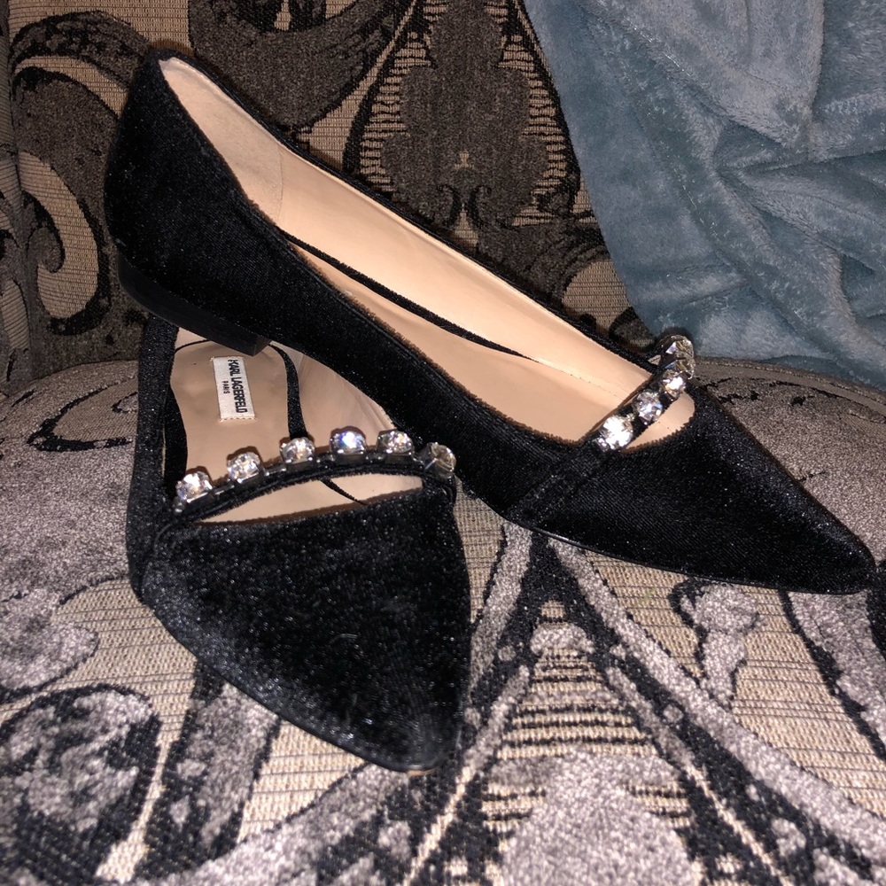 Karl Lagerfeld Black Paris Collette 2 Point Flats